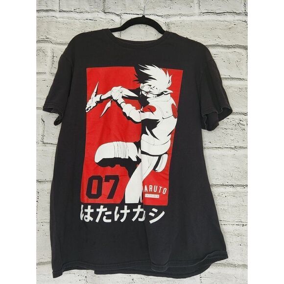 Official 2002 Naruto Shippuden Kakashi  T-shirt Size Large (42-44) Vintage Anime - Picture 1 of 5